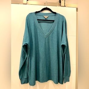 Natural Reflections brand V-Neck sweater.2X NWOT.